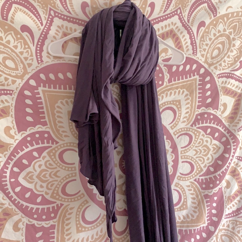 LA Made -Pashmina-like shawl/scarf in deep plum